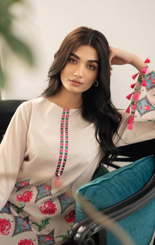 PRINTED CREAM FLORAL LONG  2PCS SET