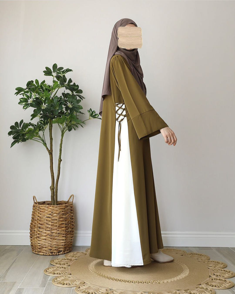 Emma Abaya With Staller